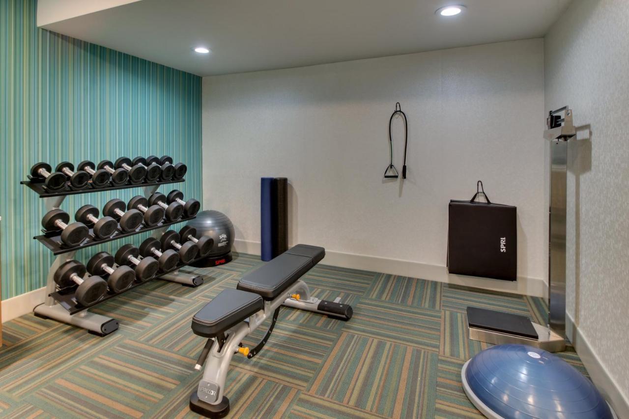 Holiday Inn Express Pittston - Scranton Airport By Ihg Eksteriør bilde